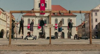 Кадр з фільму Кролик Джоджо