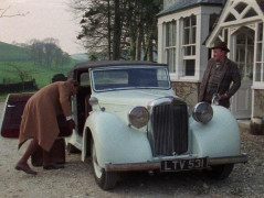 Кадр з фільму Самотній вовк