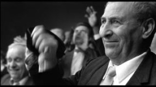 Кадр з фільму Ураган