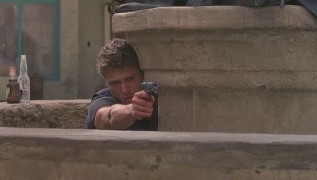 Кадр з фільму Шлях зброї