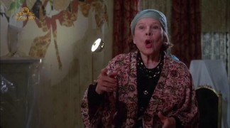 Кадр з фільму Максі