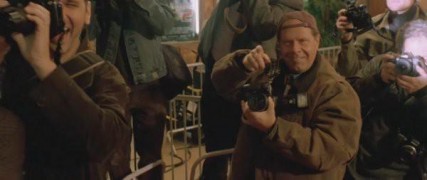 Кадр з фільму Папарацці