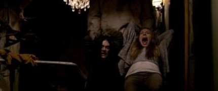 Кадр з фільму Земля привидів