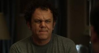 Кадр з фільму Сайрус