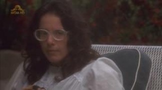 Кадр з фільму Небезпечна жінка