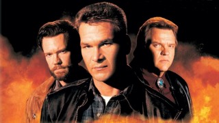 Кадр з фільму Чорний пес