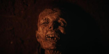 Кадр з фільму Будинок здобичі