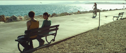 Кадр з фільму Різні світи