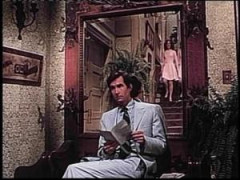 Кадр з фільму Як жахливо про Алана