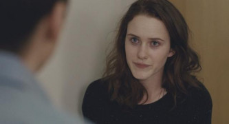 Кадр з фільму Голосніше, ніж бомби