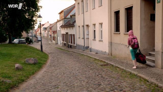 Кадр з фільму Мона та її дитина