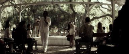 Кадр з фільму Вуаль