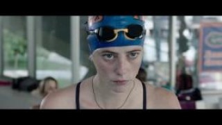 Кадр з фільму Хижаки