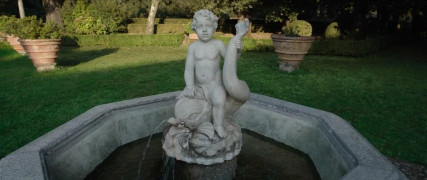 Кадр з фільму Розаліна