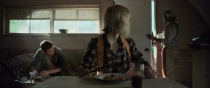 Кадр з фільму Дорога хаосу