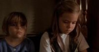 Кадр з фільму Коли чоловік кохає жінку