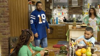 Кадр з фільму Ну що, приїхали: Ремонт