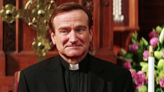 Кадр з фільму Ліцензія на весілля