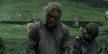 Кадр з фільму Варяг