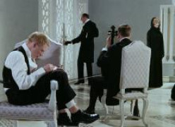 Кадр з фільму Не кажучи вже про всіх цих жінок