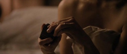 Кадр з фільму Голодний кролик атакує