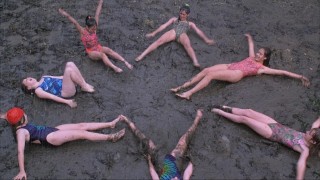 Кадр з фільму Загублений табір