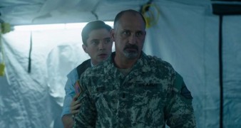 Кадр з фільму Ультраамериканці