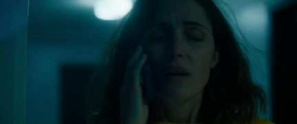 Кадр з фільму Я не залізна