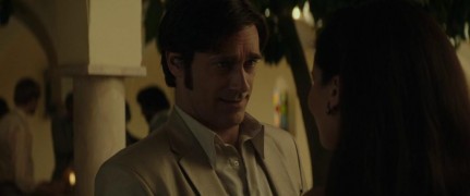 Кадр з фільму На вістрі