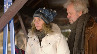 Кадр з фільму Далеко від неї