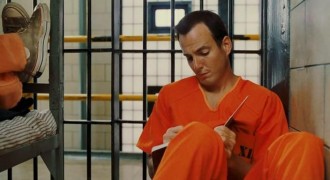 Кадр з фільму Ходімо до тюрми