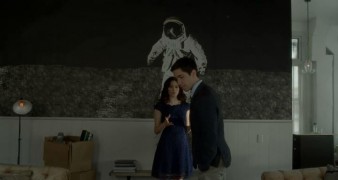 Кадр з фільму Комета