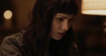 Кадр з фільму Кохання по СМС