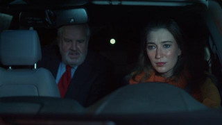 Кадр з фільму Небезпечний пасажир