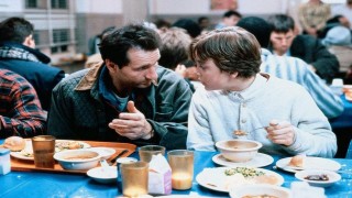 Кадр з фільму Він зведе мене з розуму