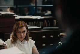 Кадр з фільму Жити