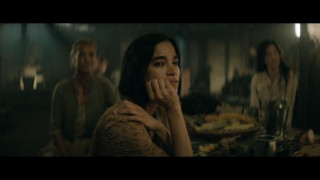 Кадр з фільму Бунтівний місяць: Частина перша - Дитя вогню