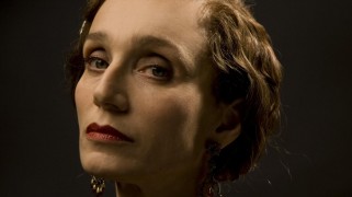 Кадр з фільму Легка поведінка