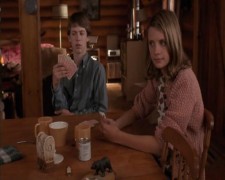 Кадр з фільму Дітям до 16-ти