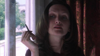 Кадр з фільму Білий олеандр