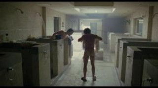 Кадр з фільму І твою маму теж