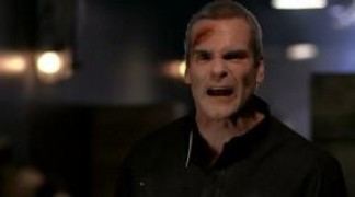 Кадр з фільму Гробниця диявола