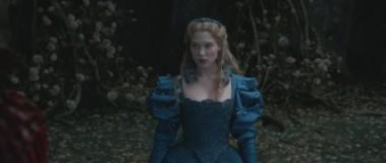 Кадр з фільму Красуня та чудовисько