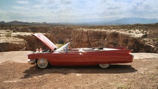 Кадр з фільму Стволи, дівки та азарт