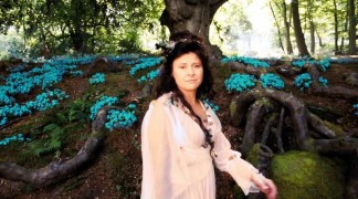 Кадр з фільму Я ніколи не буду твоєю