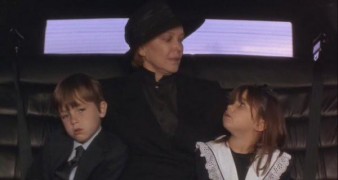 Кадр з фільму Сусіди по кімнаті, або невгамовний дід