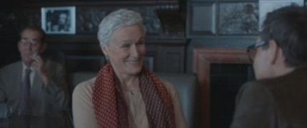 Кадр з фільму Дружина