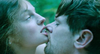 Кадр з фільму Коханець леді Чаттерлей