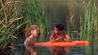 Кадр з фільму Загублений табір