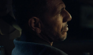 Кадр з фільму Дівчина з браслетом